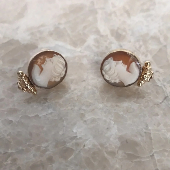 VAN DELL Jewelry - VANDELL‎ 12k gold Plated vintage​​